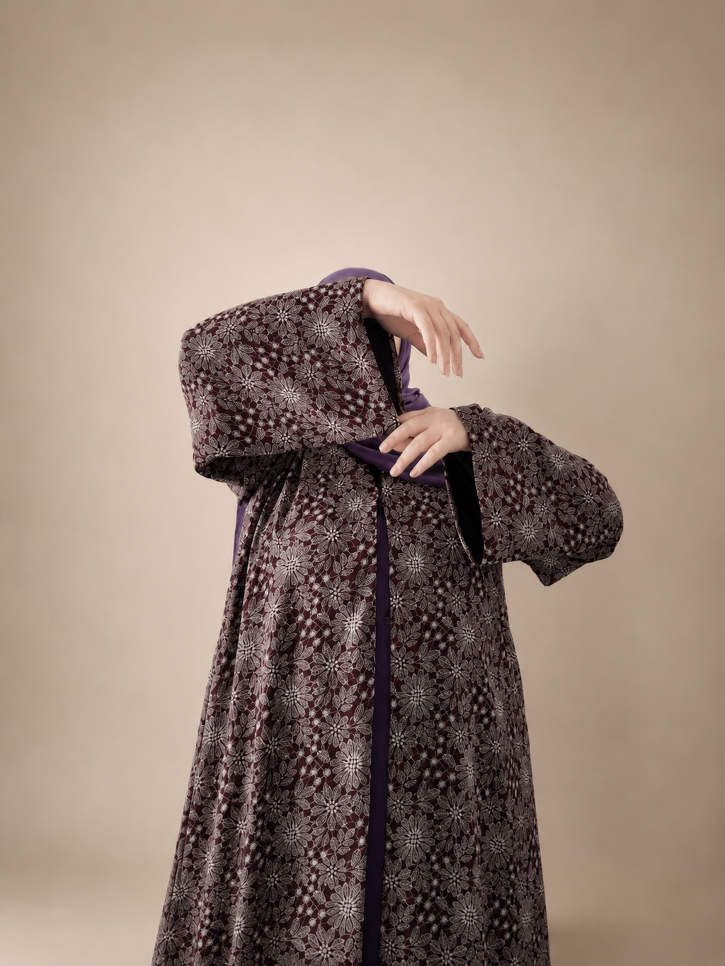 Chestnut abaya