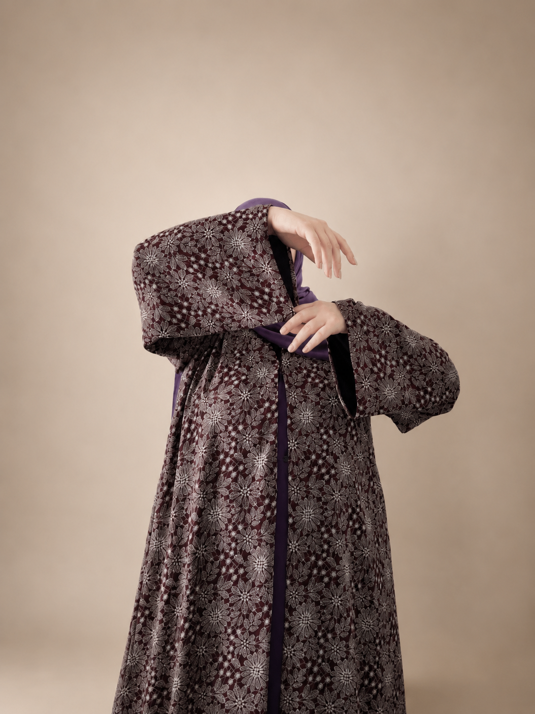 Chestnut abaya